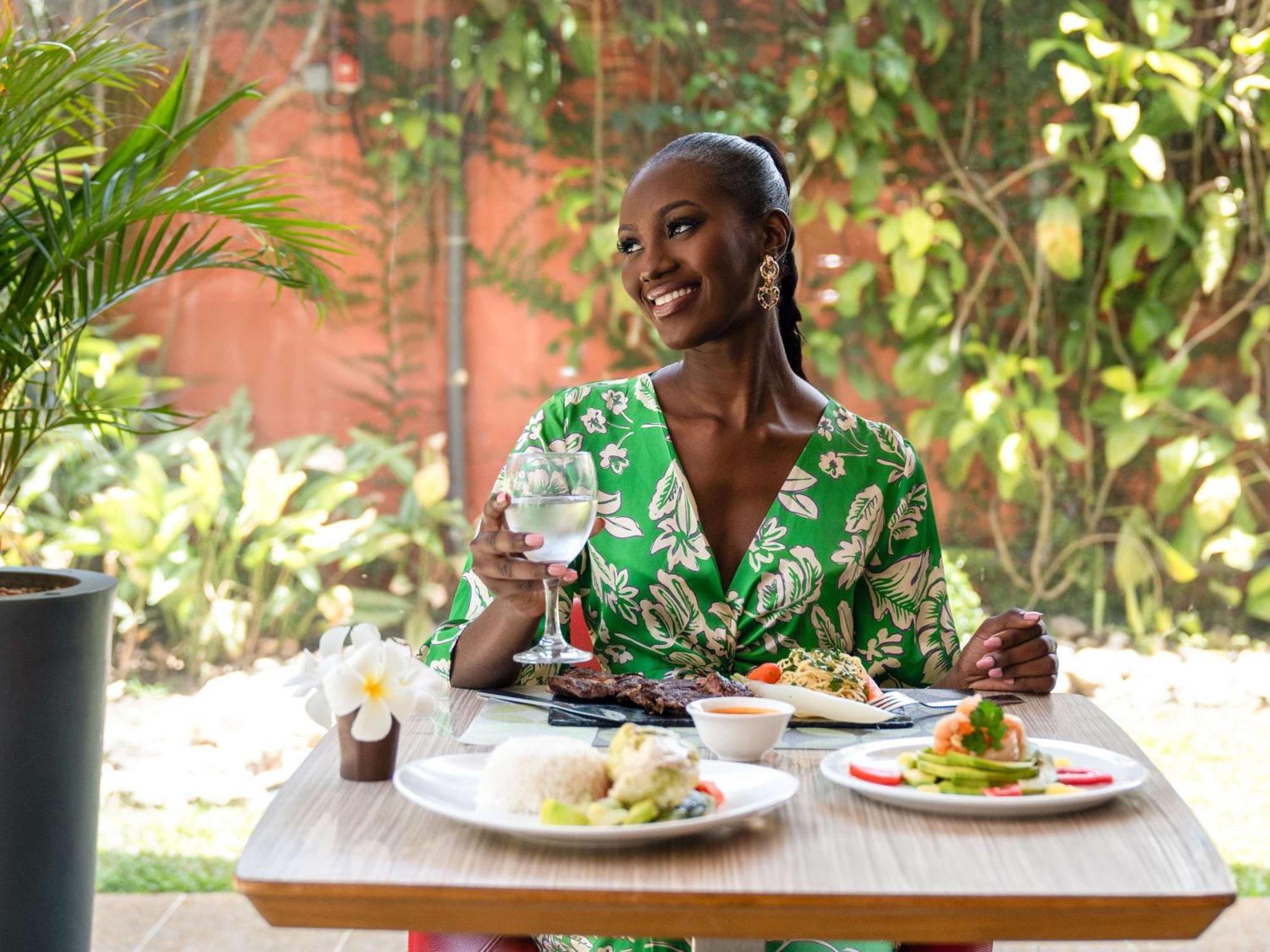 Ibis Styles Abidjan Marcory Hotel Exterior photo